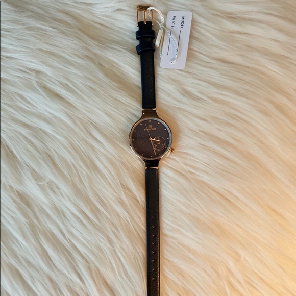 🌹Beautiful Watch  For Women 🌹💋❤️ - Picture 5 of 5